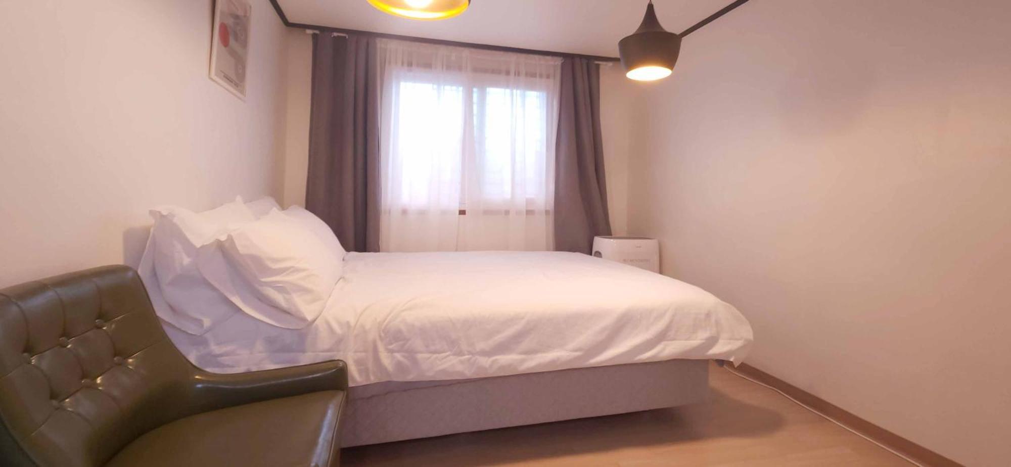 K-5 Hongdae Yeontral Park Apartment *